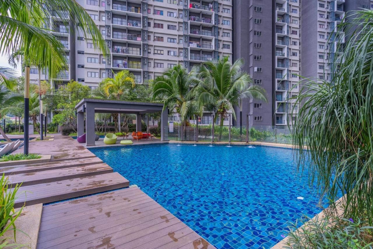 Peaceful 3-Bedroom With Pool 5 Pax - Wangsa Maju Kuala Lumpur Exterior foto