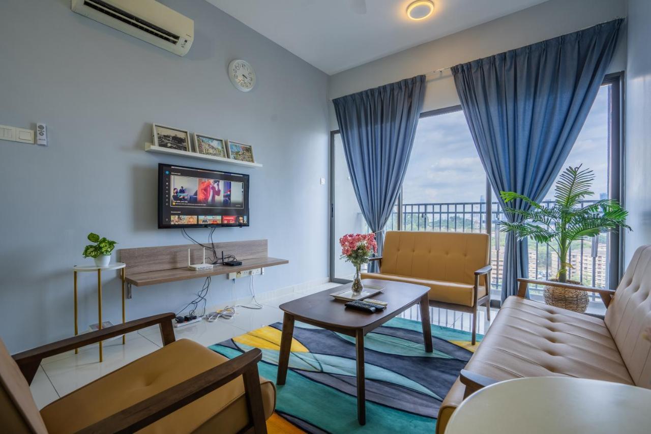 Peaceful 3-Bedroom With Pool 5 Pax - Wangsa Maju Kuala Lumpur Exterior foto
